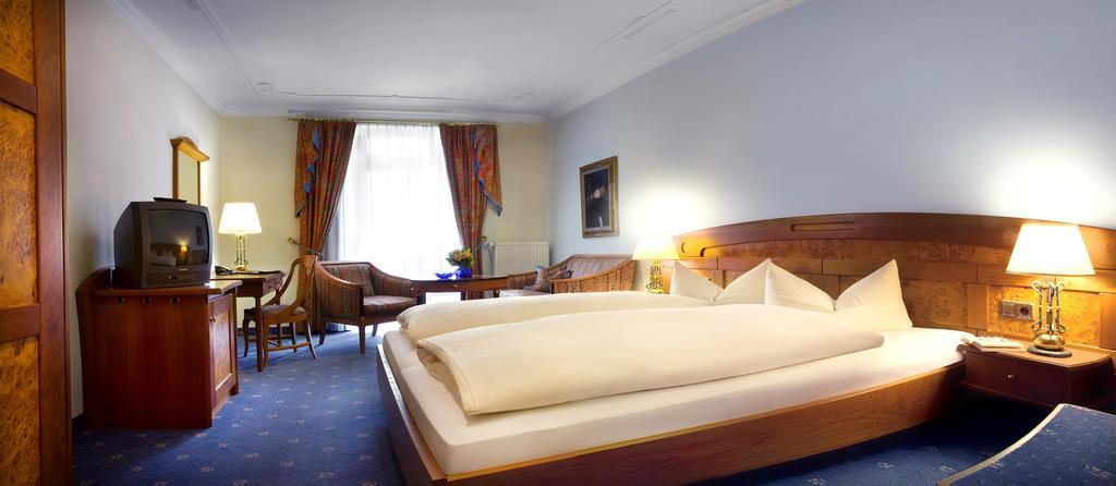 Post-Hotel Mittenwald Εξωτερικό φωτογραφία